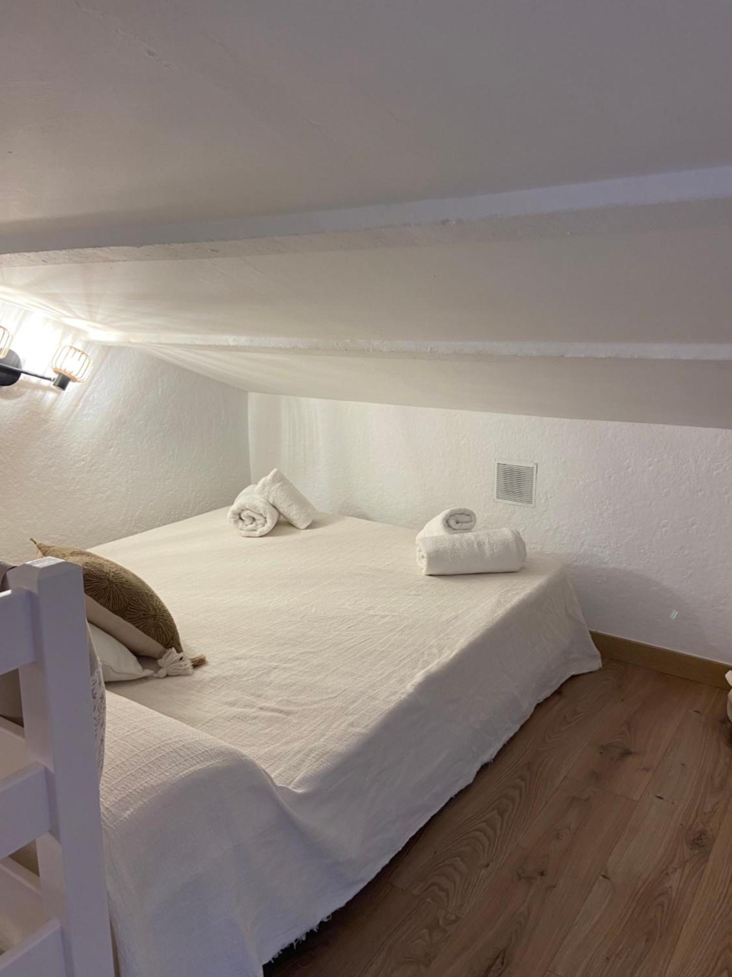 Villa Casa Luci Sant Jaume d'Enveja Esterno foto
